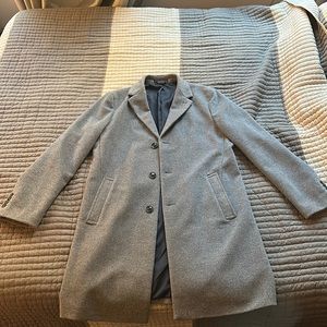 UNWORN - TOMMY HILFIGER
Men Addison Wool-Blend Trim Fit Overcoat - 40R